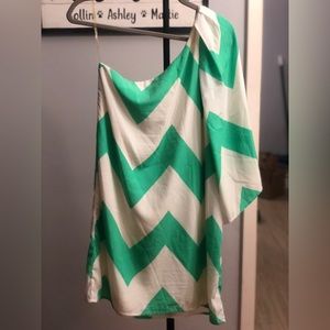 One Sleeve Green Chevron Dress